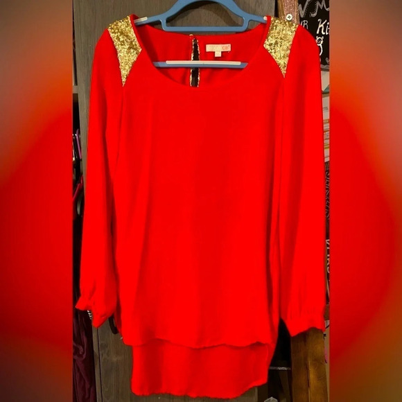 Gianni Bini red sheer sequin blouse, small, new condition - Picture 1 of 5